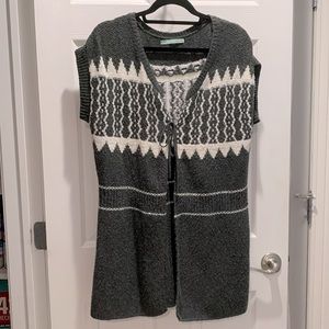 Maurice’s cardigan size XL